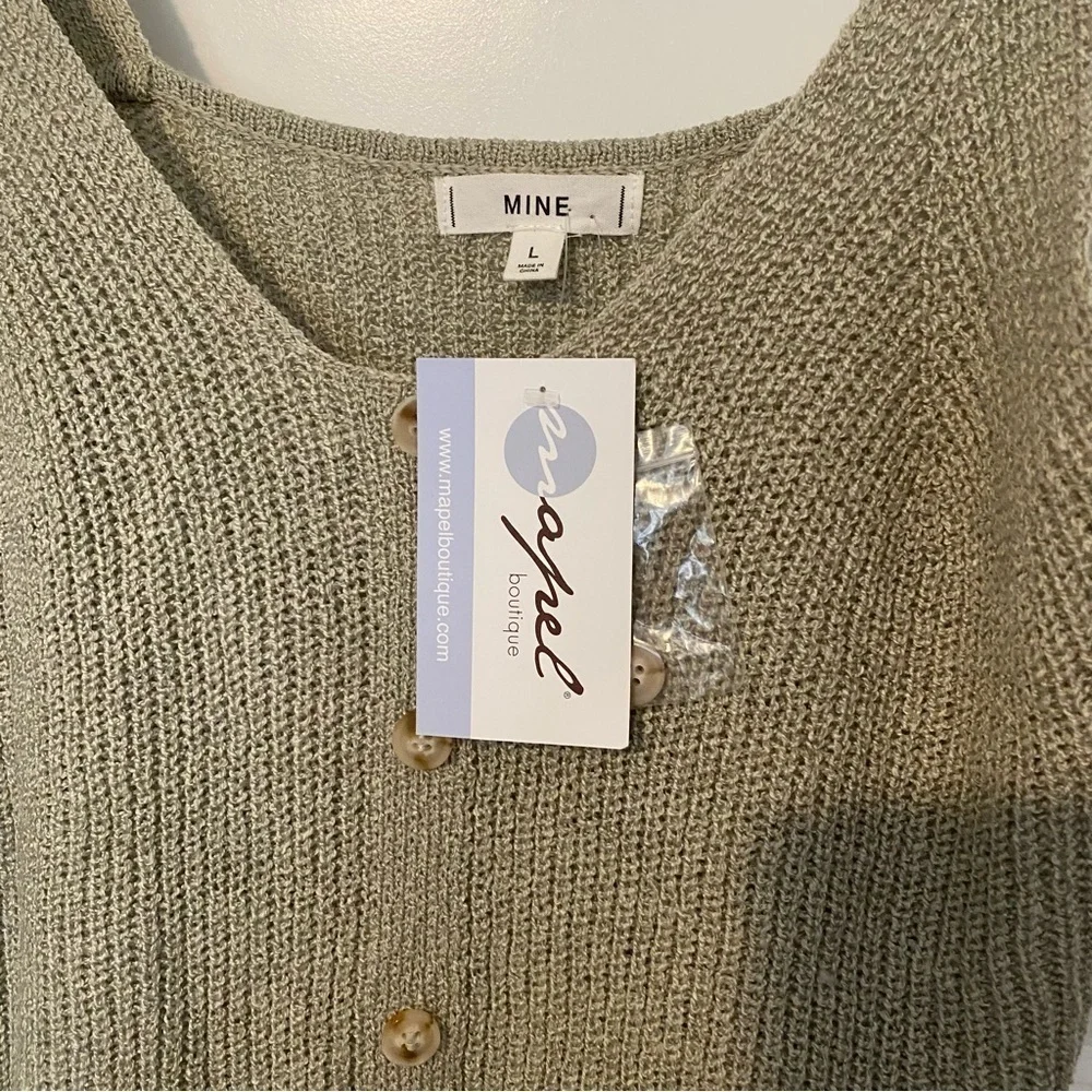 Moving Sale * NEW Mine Ruffle Sweater Size L Tan